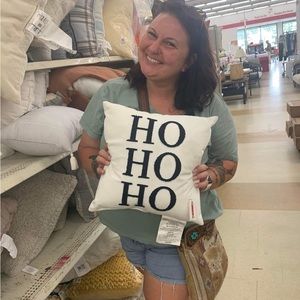 Meet your Posher, Angela